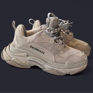 Balenciaga Triple S, Beige, excellent condition, rare color, Size 44